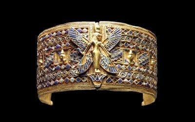 The Evolution of Diamond Engagement Ring Trends