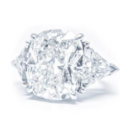 Cushion Cut Diamond Engagement Ring